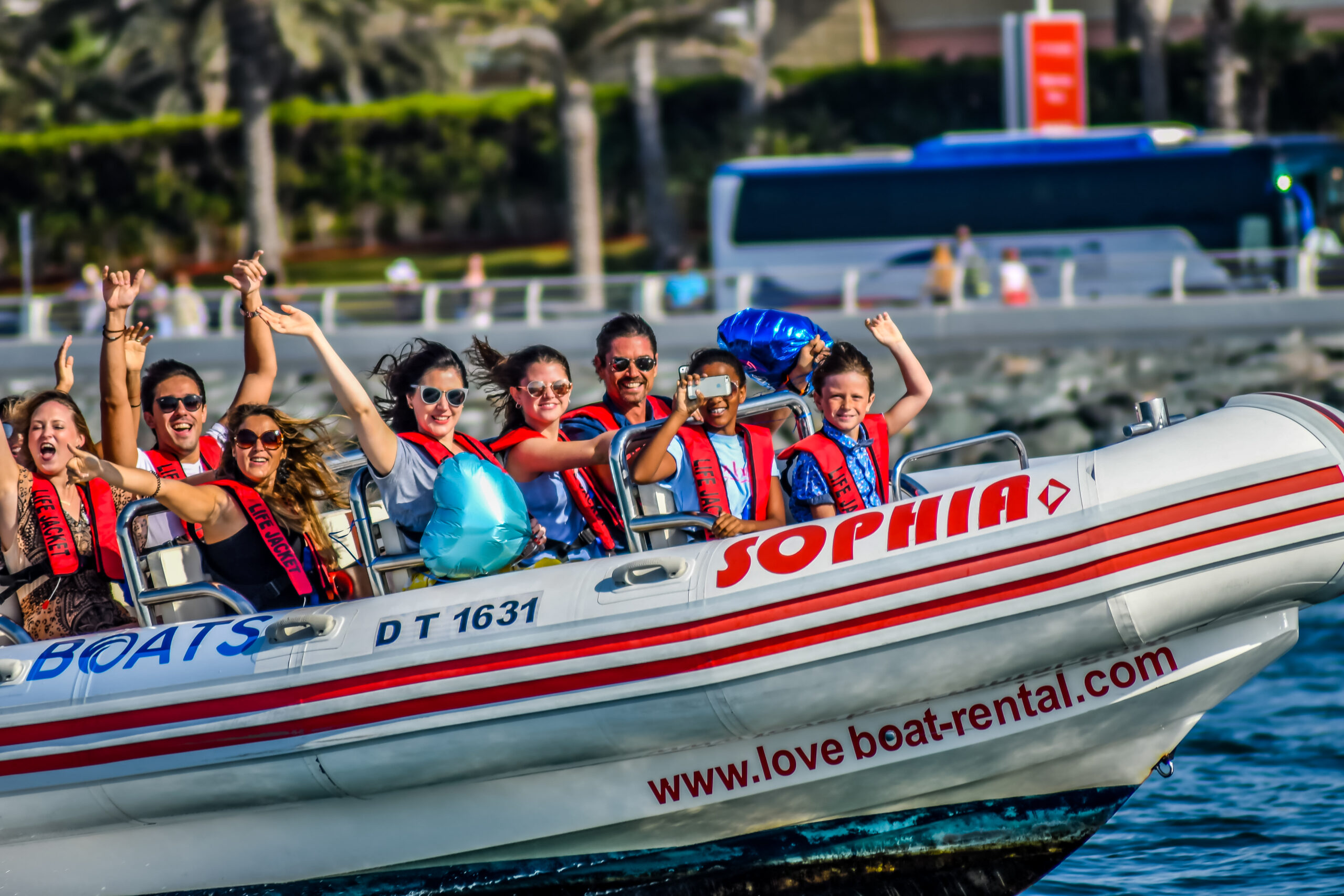 Speed Boat Tour Dubai Marina