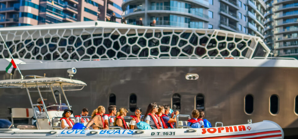 Speed Boat Tour Dubai Marina 7